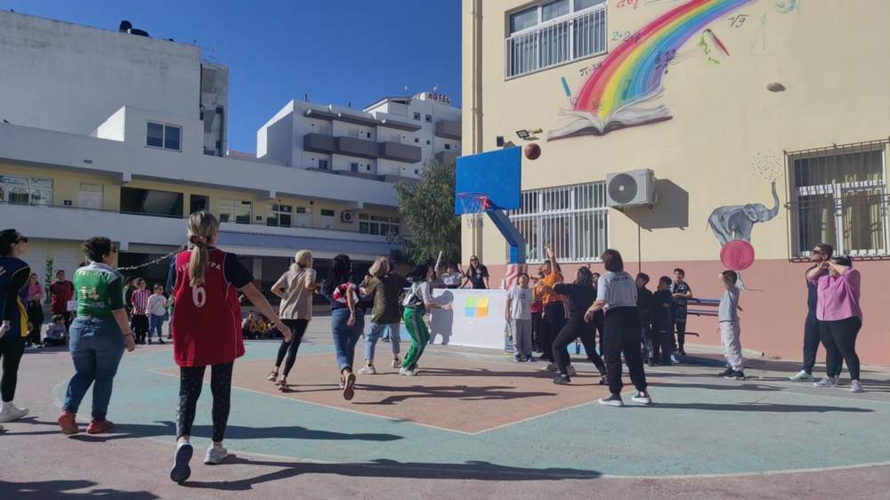 draseis-athlitismou-peiramatiko-dimotiko-ierapetra-25-22 «Καμιά φανέλα πάνω απ’ τη ζωή μου!»: Μάθημα φιλίας και αθλητικού σεβασμού από το 2ο Πειραματικό Δημοτικό Ιεράπετρας