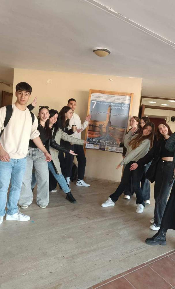 1o-likeio-ritoriki-25-1 Διακρίσεις για το 1ο ΓΕΛ Ιεράπετρας στους 7ους Παγκρήτιους Ρητορικούς Αγώνες