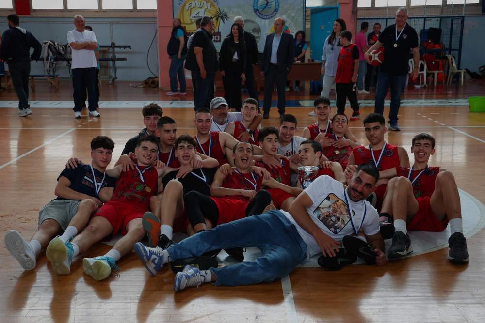 aoki-ierapetra-25-4 Η «Χρυσή» Γενιά του ΑΟΚ Ιεράπετρας κατέκτησε την Κρήτη και συνεχίζει το ταξίδι της!