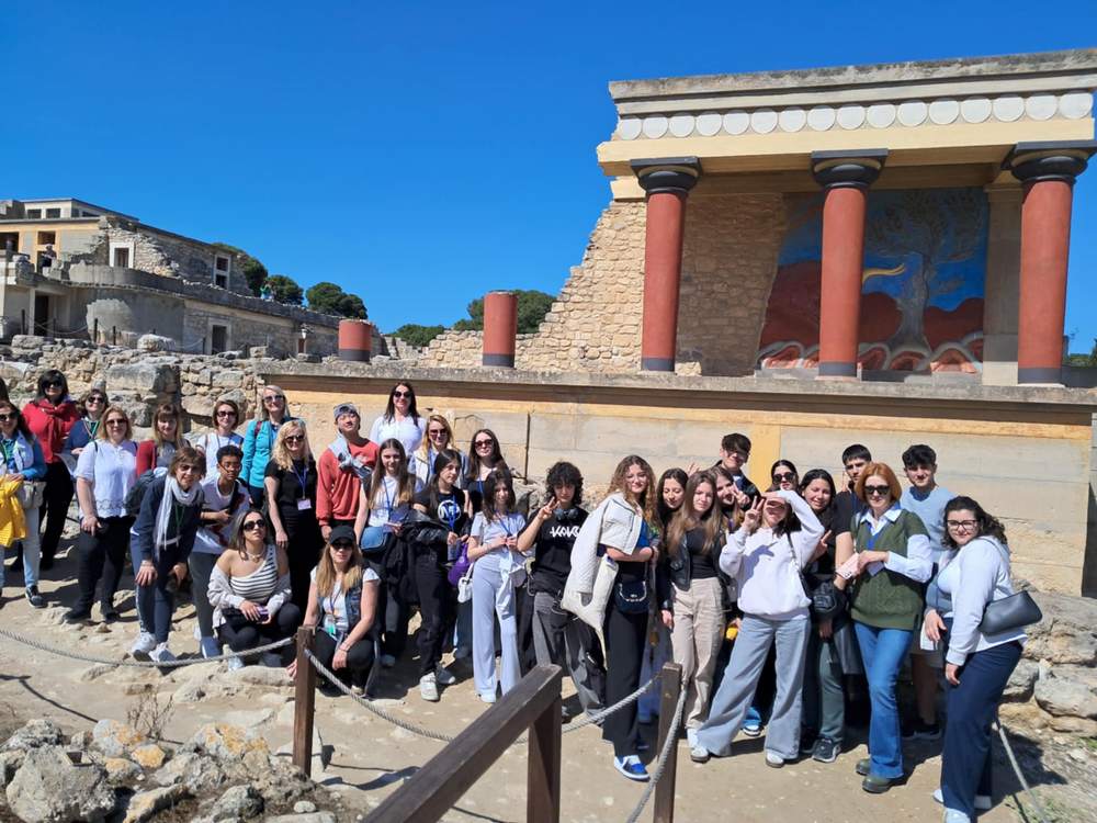 erasmus-1o-likeio-ierapetra25-3 Μια ξεχωριστή και πολύχρωμη εβδομάδα για το 1ο Γενικό Λύκειο Ιεράπετρας που φιλοξένησε μαθητές από έξι χώρες