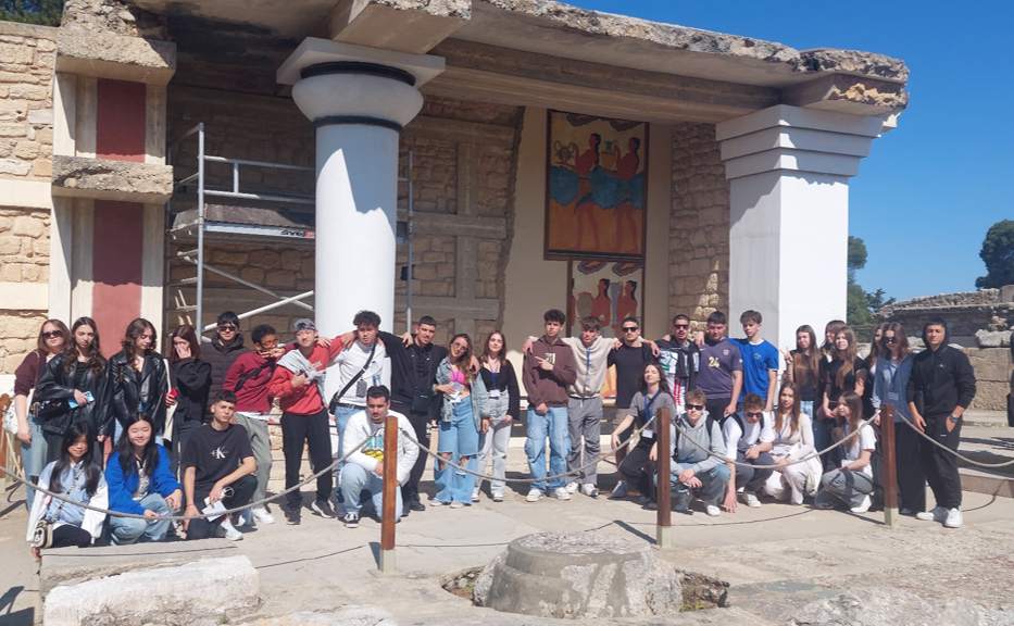 erasmus-1o-likeio-ierapetra25-4 Μια ξεχωριστή και πολύχρωμη εβδομάδα για το 1ο Γενικό Λύκειο Ιεράπετρας που φιλοξένησε μαθητές από έξι χώρες