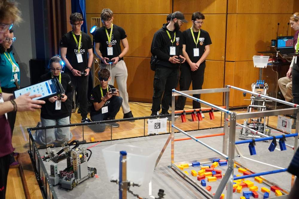talos-edurobots-ierapetra-25-9 Από την Ιεράπετρα στην κορυφή της Ελλάδας και την παγκόσμια σκηνή της ρομποτικής!