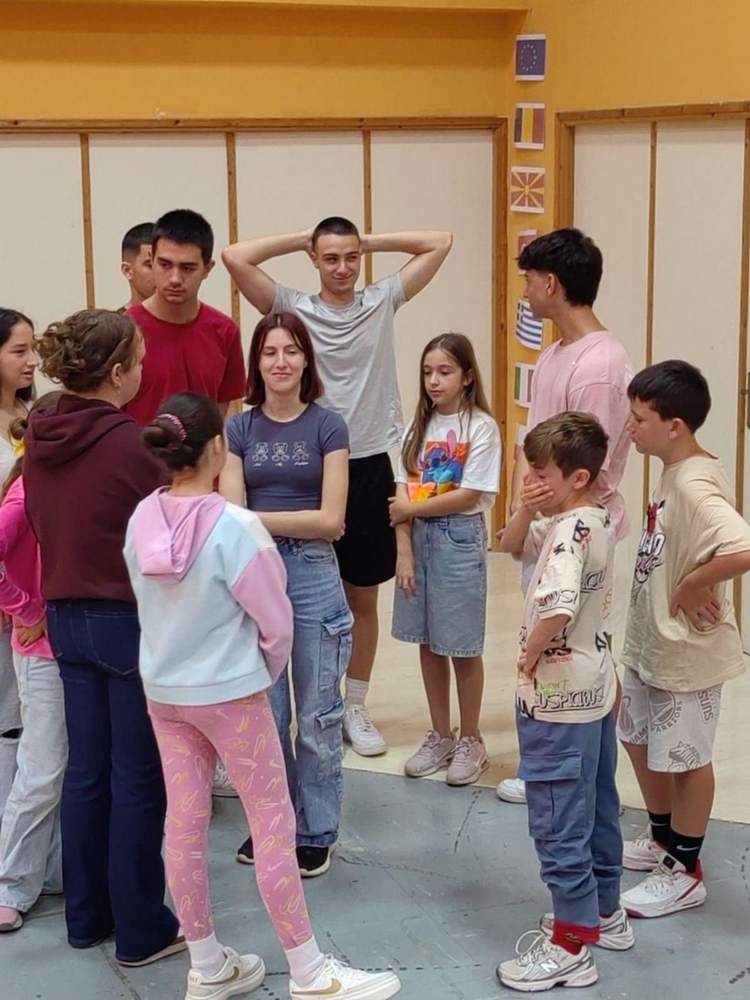 1o-gel-ritoriki-dimotiko-25-5 Συνάντηση των ομάδων ρητορικής του 2ου Πειραματικού Δημοτικού και του 1ου Λυκείου Ιεράπετρας