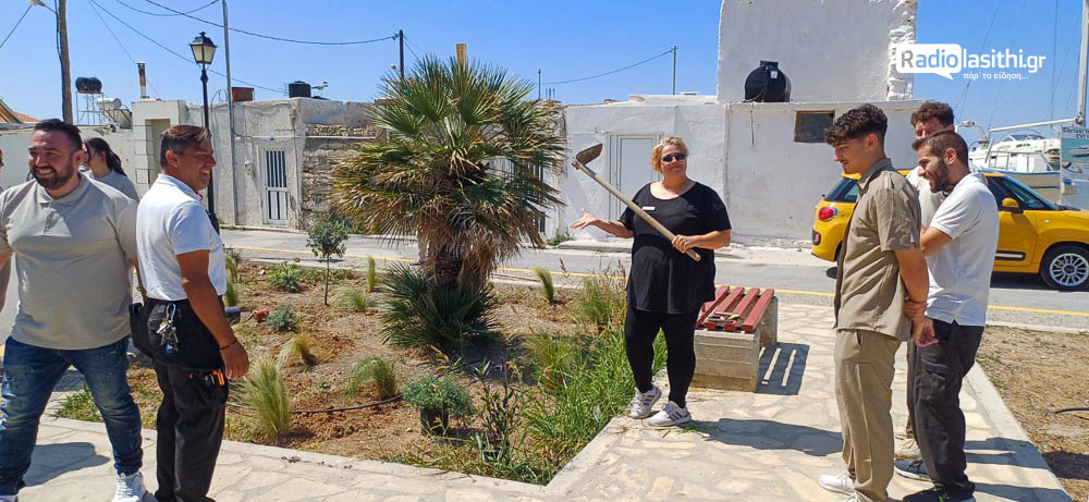 numo-ierapetra-ethelontiki-drasi-fitefsi-2025-6 Εργαζόμενοι από το Numo Ierapetra ομόρφυναν την είσοδο του αλιευτικού καταφυγίου