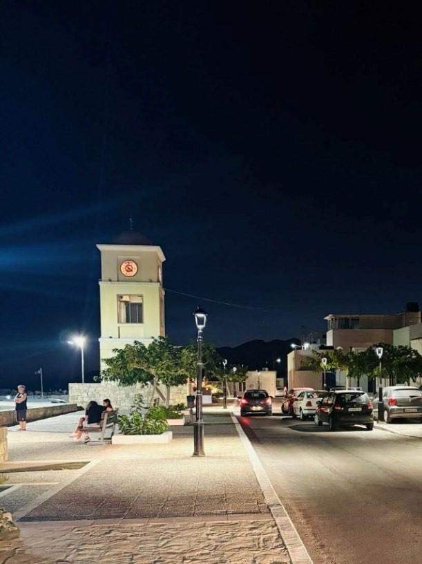 fotismos-led-ierapetra-25-7 Δήμος Ιεράπετρας: «Έγινε η “νύχτα – μέρα” με την εγκατάσταση των νέων σύγχρονων υψηλής απόδοσης φωτιστικών σωμάτων LED»