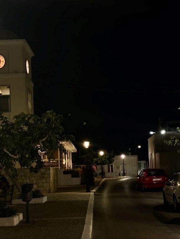 fotismos-led-ierapetra-25-8 Δήμος Ιεράπετρας: «Έγινε η “νύχτα – μέρα” με την εγκατάσταση των νέων σύγχρονων υψηλής απόδοσης φωτιστικών σωμάτων LED»