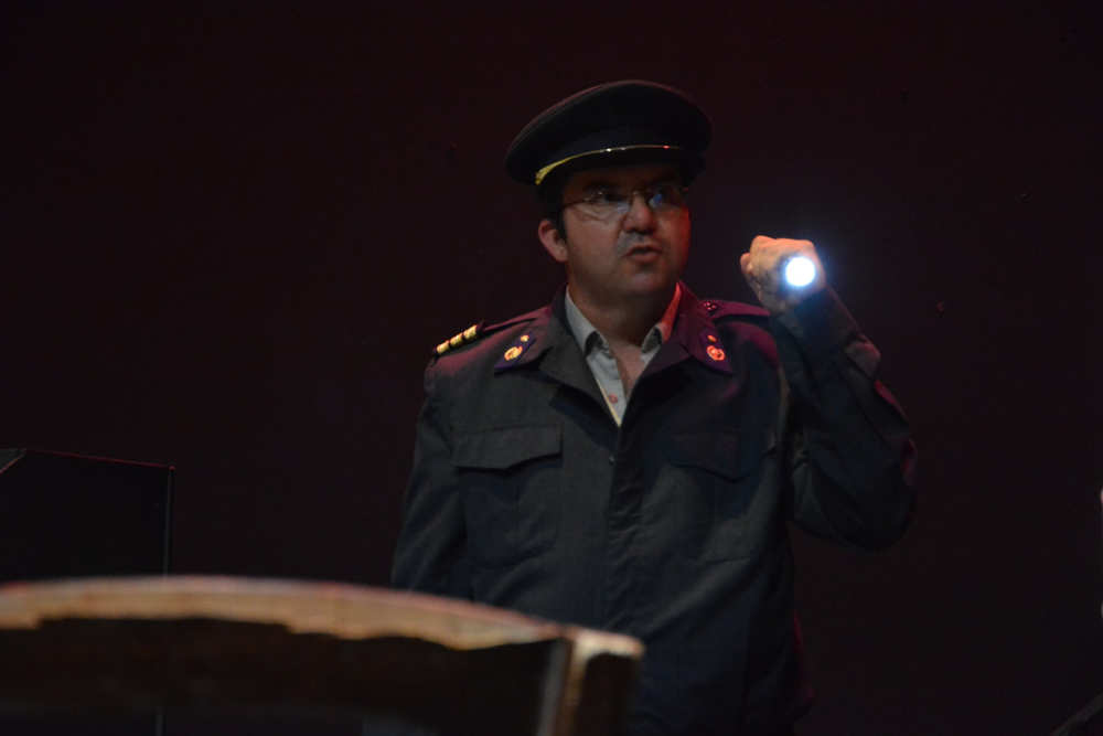 stella-sillogos-filon-theatrou-2025-7 «Η Στέλλα με τα κόκκινα γάντια»: Νέα παραγωγή από το Σύλλογο Φίλων Θεάτρου Ιεράπετρας