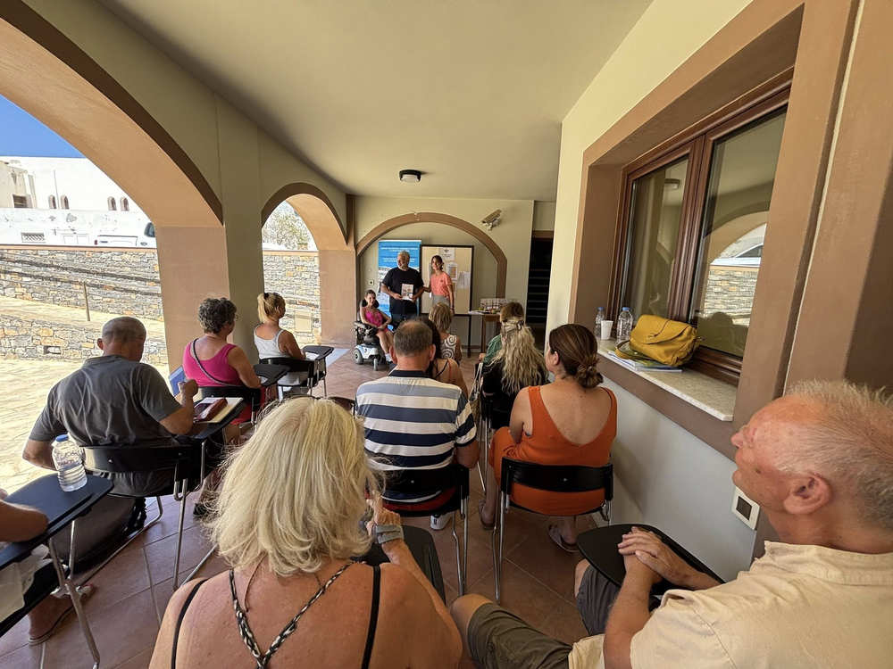 therino-sxoleio-ierapetra-2025-2 Ένα καλοκαίρι στην Ιεράπετρα: 40 ώρες ελληνικών, αμέτρητες αναμνήσεις
