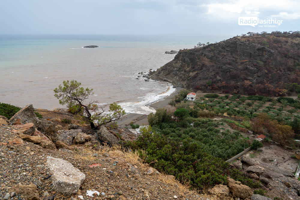 katolisthiseis-agia-fotia-ferma-25-15 Ο Βyron στην Αγιά Φωτιά