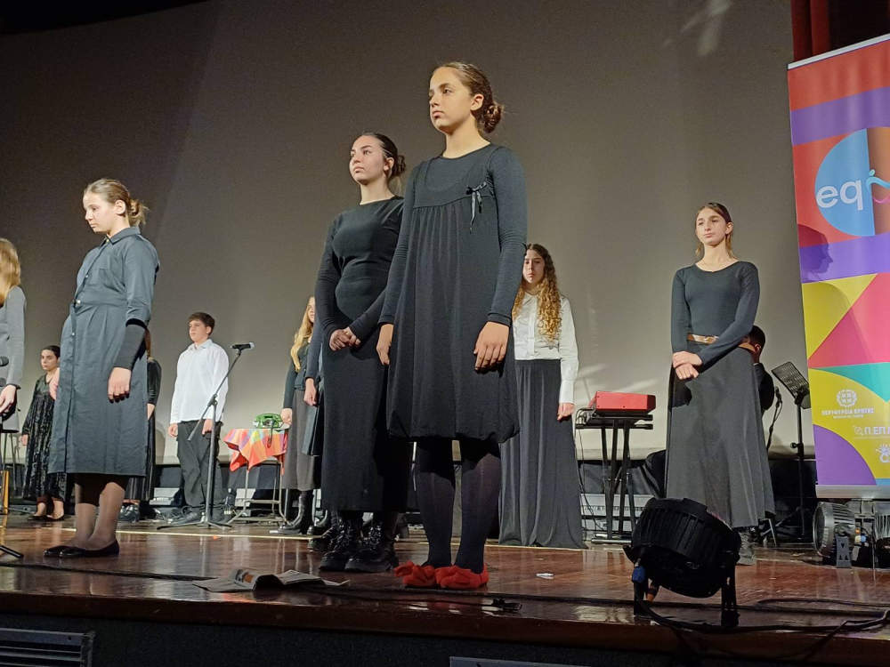 theatrokipio-mari-ierapetra-25-6 H θεατρική ομάδα ‘ΘεατροΚήπιο’ των τριών Γυμνασίων της Ιεράπετρας στο Φεστιβάλ Ανθρωπίνων Δικαιωμάτων Κρήτης ‘Equality4Crete’
