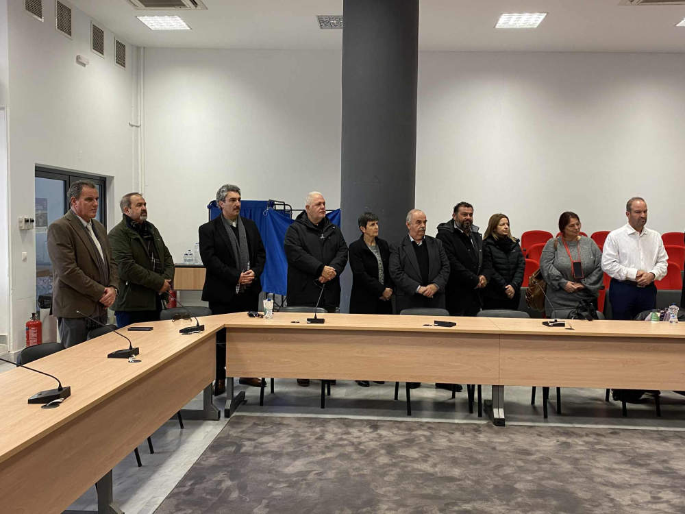 kopi-pitas-dimos-ierapetras-25-2-4 Έκοψε την πίτα του το Δημοτικό Συμβούλιο Ιεράπετρας