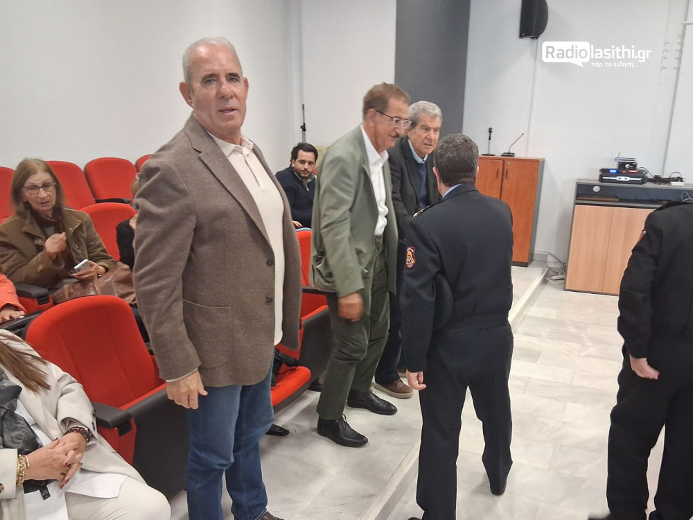 vravefsi-ethelontes-agia-fotia-ierapetra-2026-5 Μέτωπο αλληλεγγύης για την πυρκαγιά στην Αγιά Φωτιά: Η Πυροσβεστική βράβευσε όσους βοήθησαν στην πρώτη γραμμή