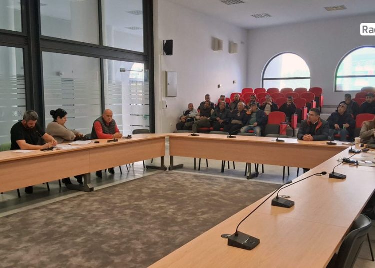sinedriasi-limeniko-tameio-26-6-750x536-1 Παραιτήθηκε από αντιδήμαρχος και πρόεδρος του Δημοτικού Λιμενικού Ταμείου ο Μιχάλης Μπαχλιτζανάκης