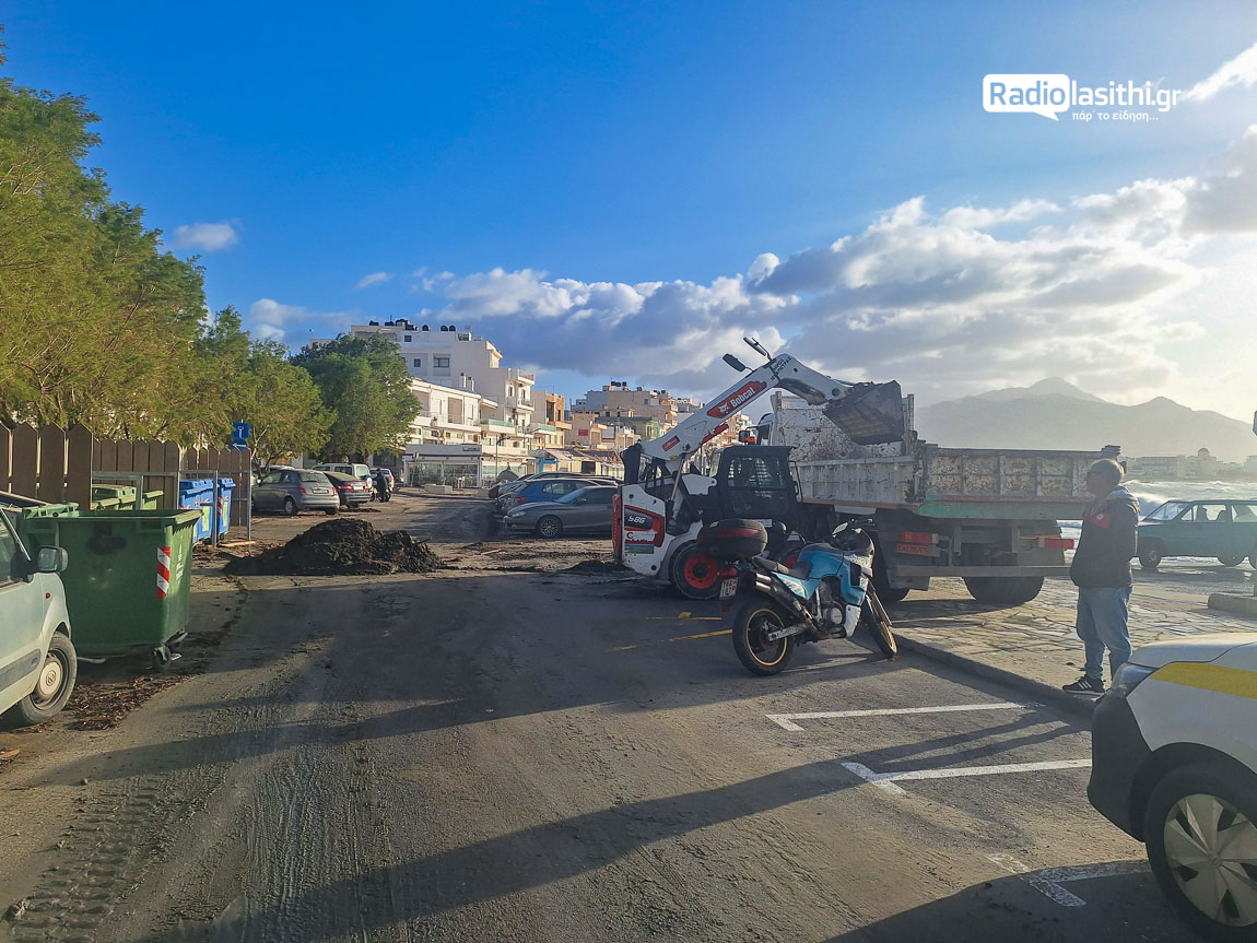 zimies-kakokairia-ierapetra-0204-4 Μετρά τις πληγές της η Ιεράπετρα μετά το σφυροκόπημα των ανέμων – Από το παραλιακό πάρκινγκ ξεκίνησε η αποκατάσταση των ζημιών