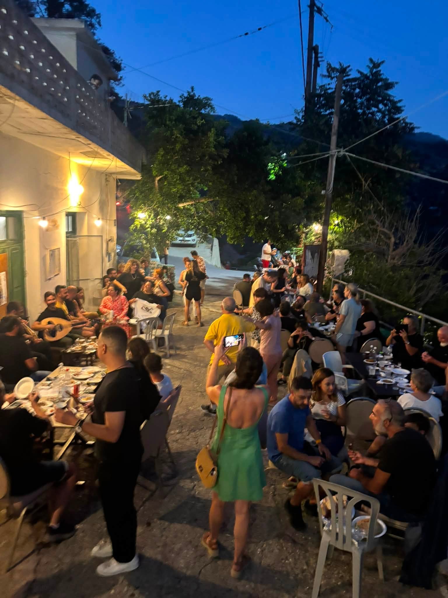 2-9 Ο Χριστός Ιεράπετρας άνοιξε τις πόρτες του και γέμισε ξανά ζωή