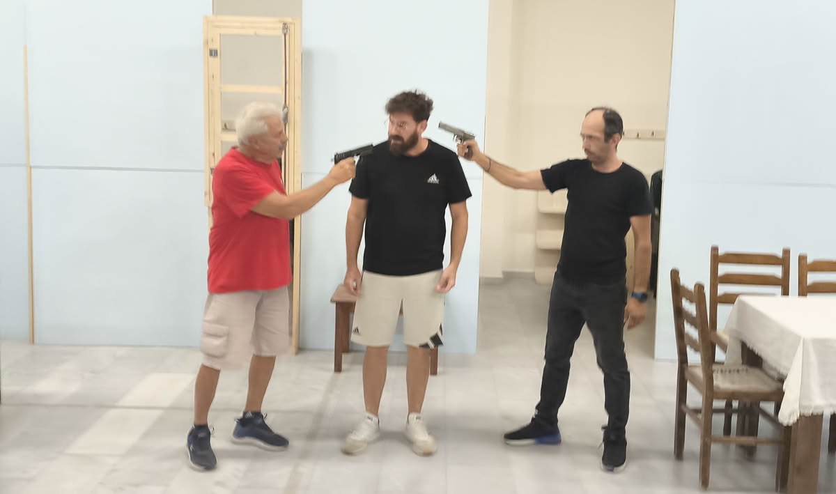den-eimai-ego-istos-ierapetra-2026-5 Η Θεατρική Ομάδα του Ιστού ανεβάζει την κωμωδία του Γρηγορίου Ξενόπουλου «Δεν Είμαι Εγώ»